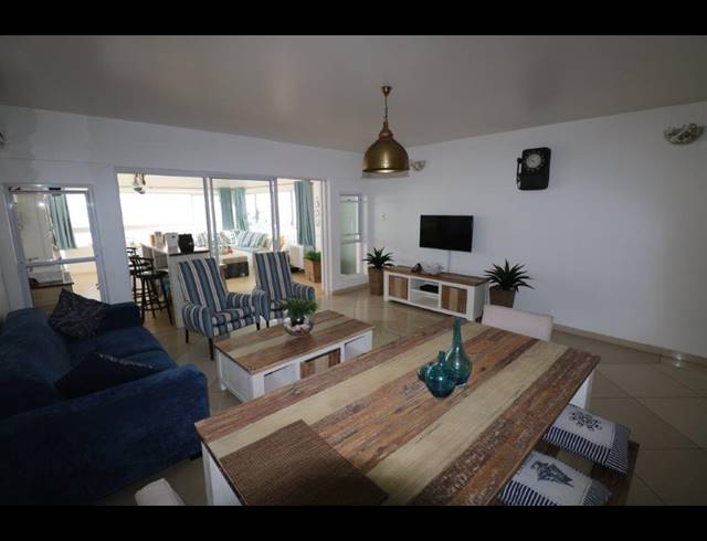 3 BEDROOM APARTMENT TO LET IN NEWSEL BEACH